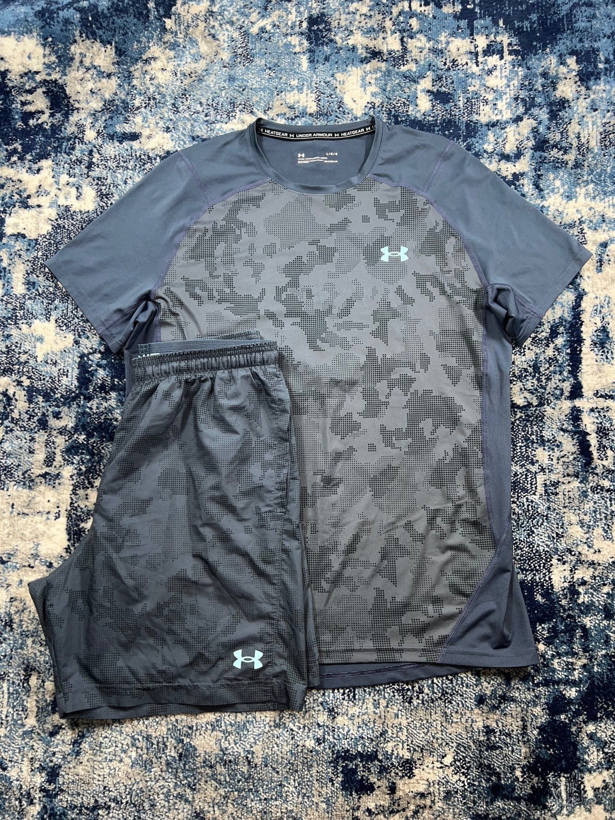 Under Armour T Shirt and Shorts Set – Blue Camo, Men's Medium in Blue Camo, men's Medium – front view